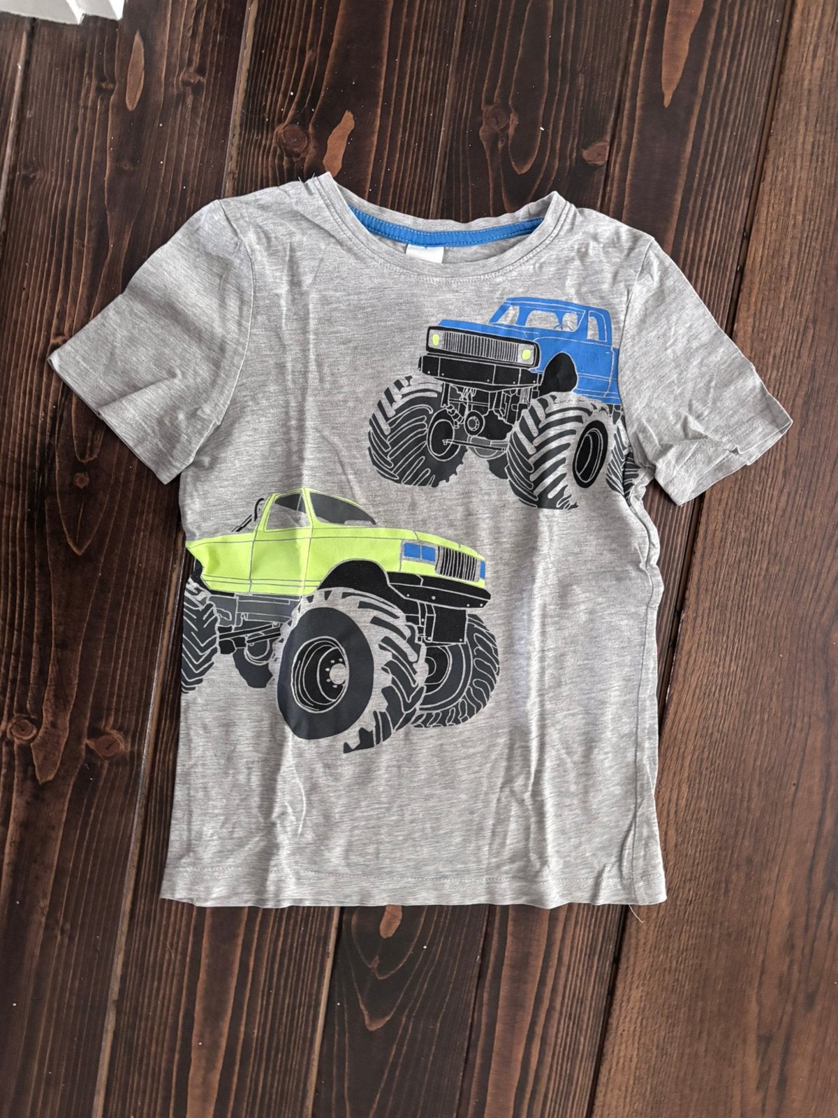 C&A monster truck tshirt maat 134, Ophalen of Verzenden, Zo goed als nieuw, Jongen, Shirt of Longsleeve