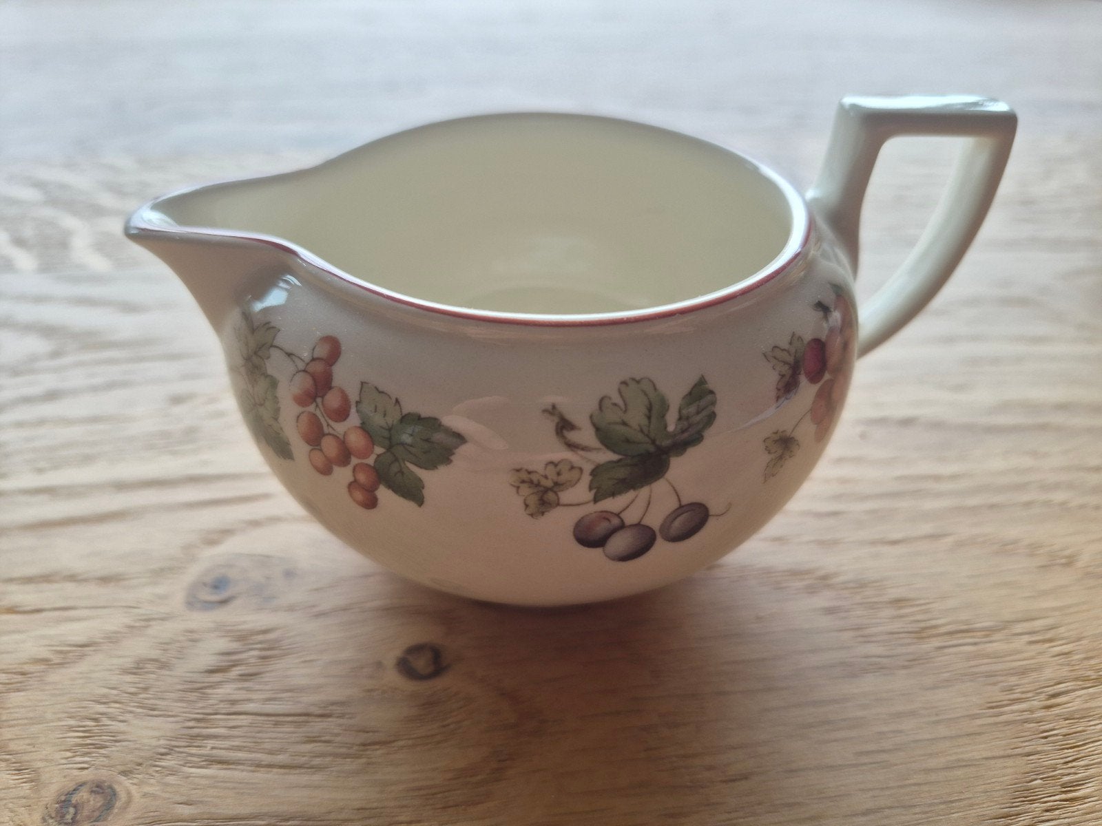 Wedgwood Provence Melkkannetje, Ophalen of Verzenden