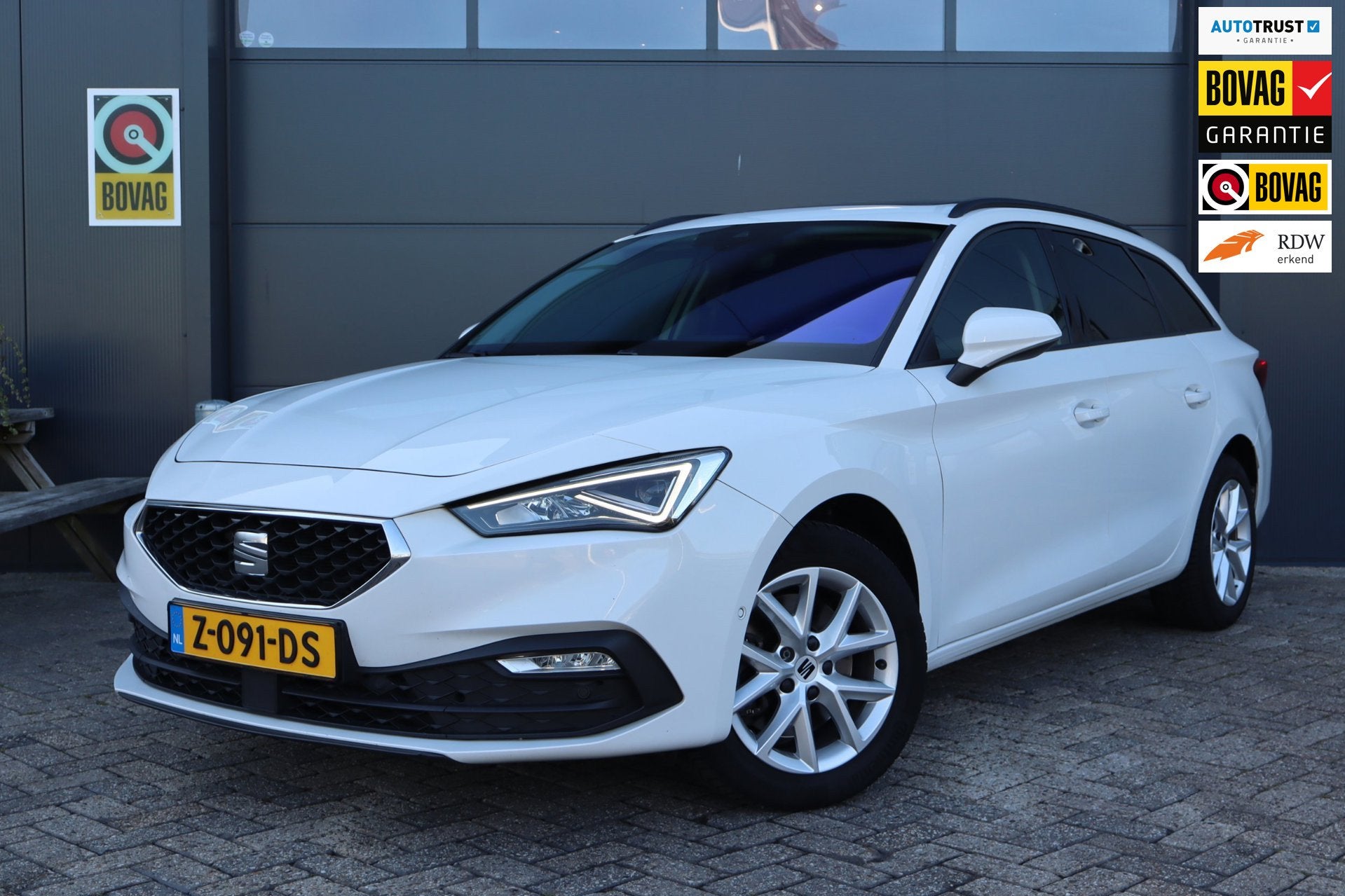 Seat Leon Sportstourer 2.0 TDI FR- Luxury-Panoramadak-Automa, Auto's, Seat, Dealer onderhouden, Gebruikt, Euro 6, 4 cilinders