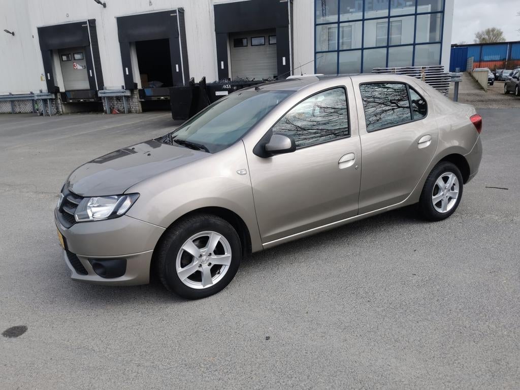 Dacia Logan 1.2 Sedan 2014 navi apk airco pdc cruis velgen, Voorwielaandrijving, Euro 5, Stof, 74 pk