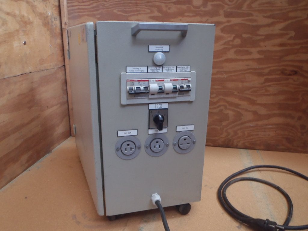 Transformator trafo omvormer voeding. Netaansluiting ingaand, Ophalen, Gebruikt