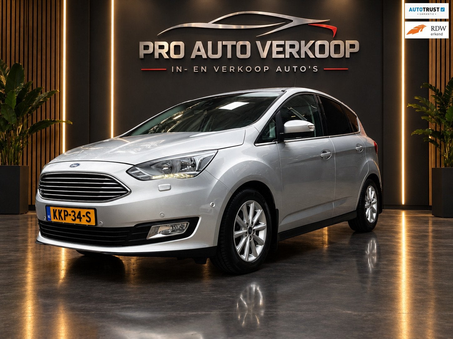 Ford C-MAX 1.5 Titanium carplay_PDC_Cruise_Automaat_Trekhaak, Auto's, Dealer onderhouden, Euro 6, 4 cilinders, 150 pk