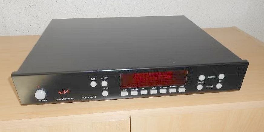 Van Medefoort TU230 Tuner, Ophalen of Verzenden, Gebruikt