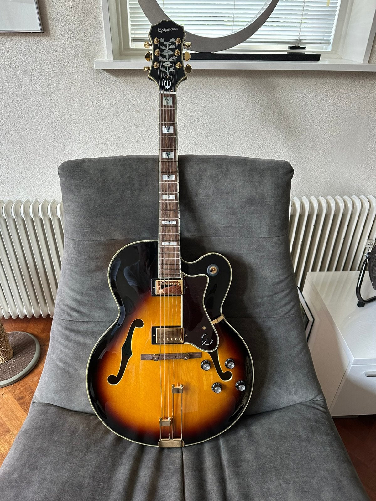 Epiphone Broadway, Muziek en Instrumenten, Ophalen, Zo goed als nieuw, Hollow body, Epiphone