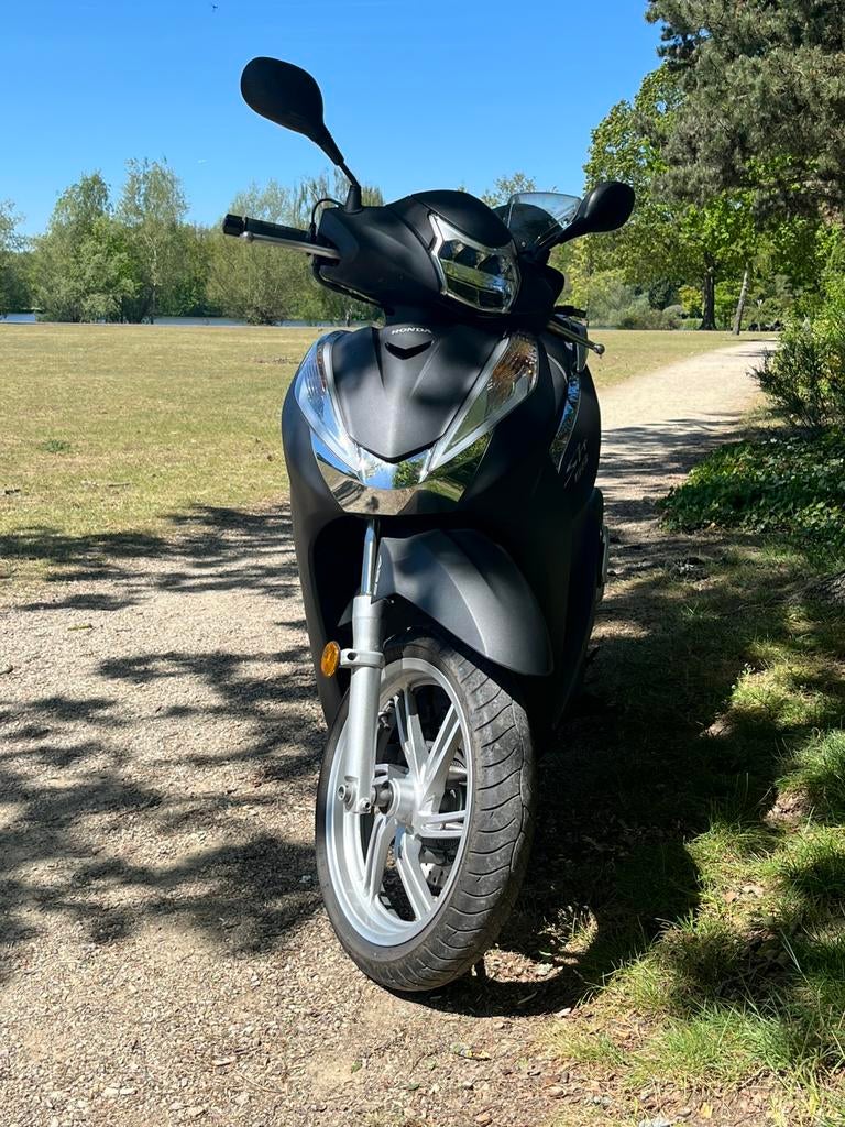 Honda SH 300 i - 2016 - Keyless - 300cc - NL kenteken, Ophalen