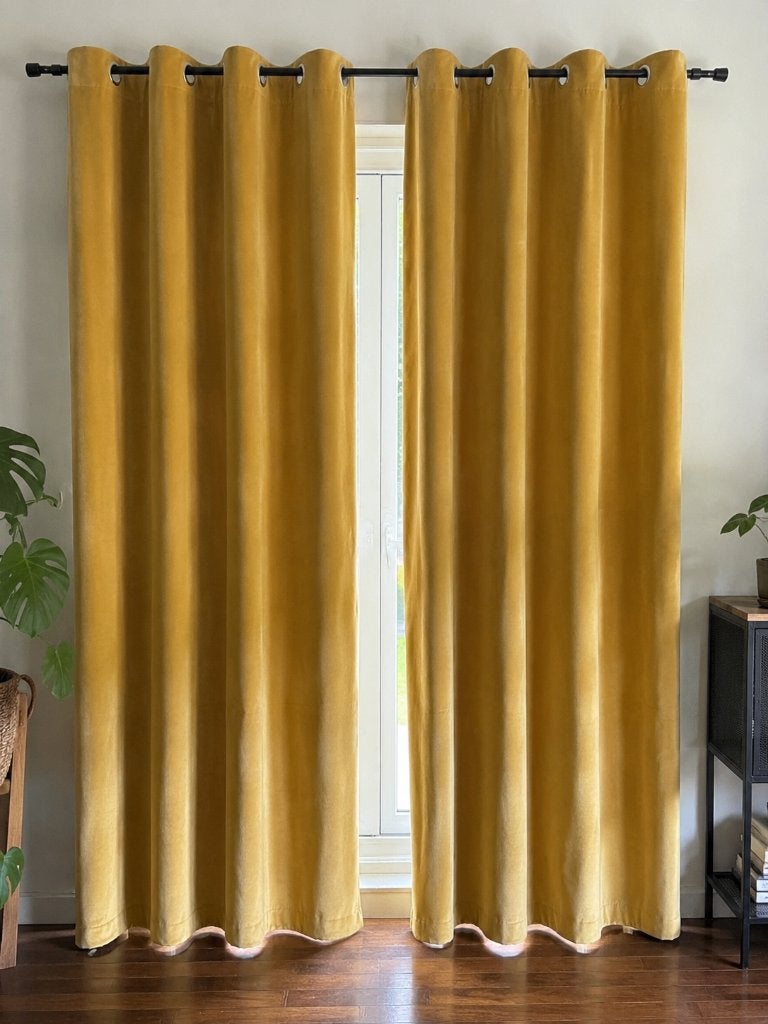 IKEA Velvet Gele Gordijnen Blackout Curtains 145x300 + ROD, 300 cm, Fluweel, 145 cm, Ophalen of Verzenden