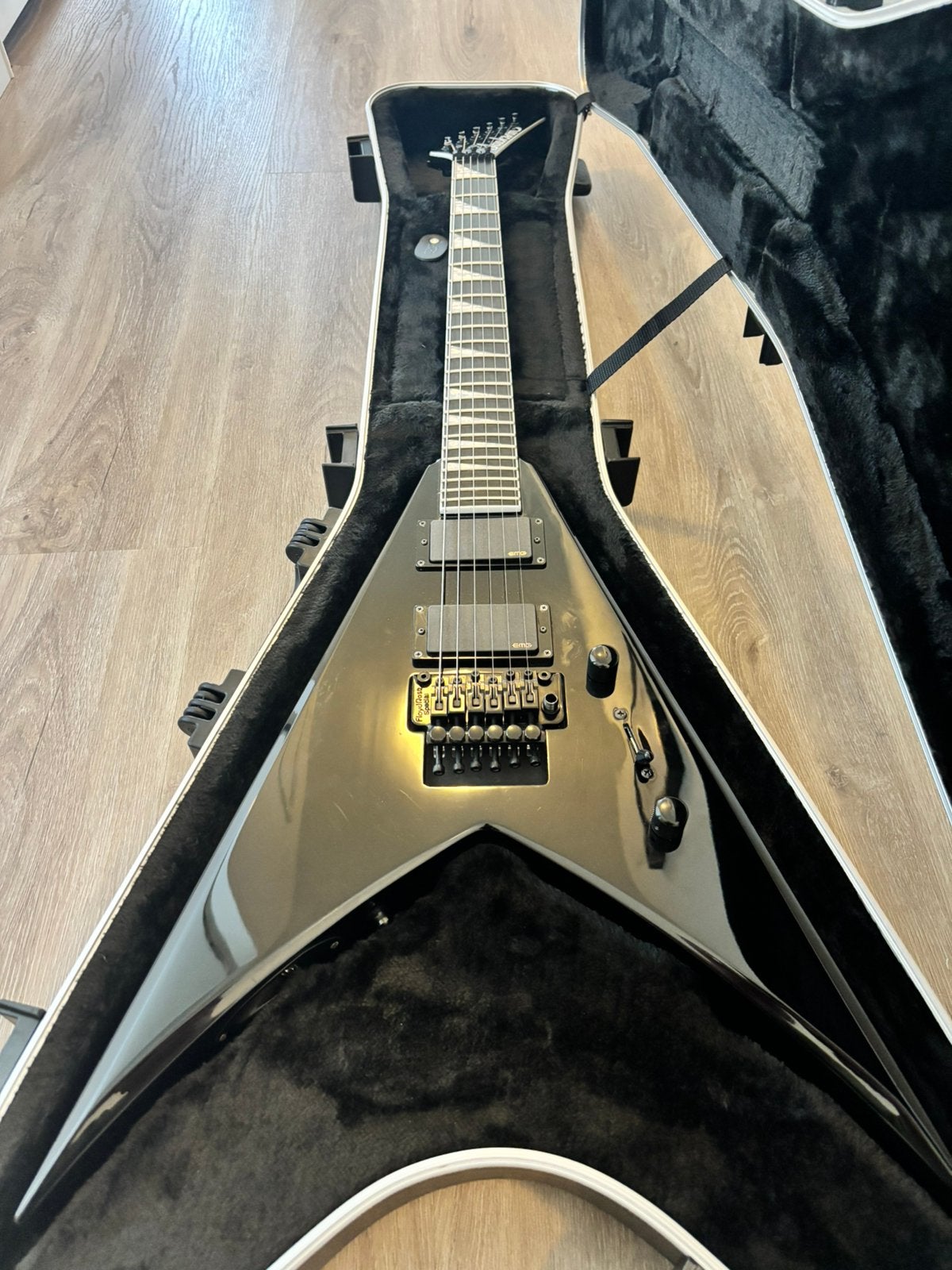 Jackson KVXMG incl case, Ophalen, Zo goed als nieuw, Solid body, Overige merken