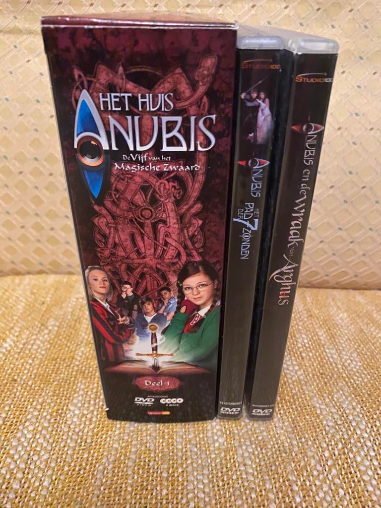 Set: 3 x Anubis, Ophalen of Verzenden, Zo goed als nieuw