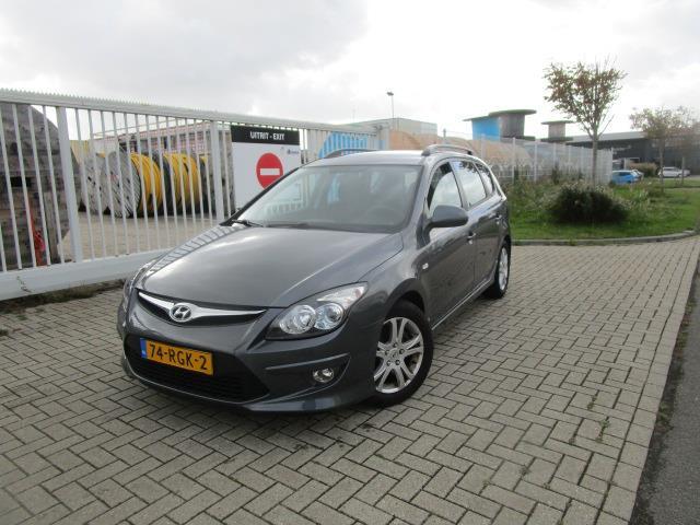 Hyundai I30 CW 1.4i i-Drive Cool, Auto's, Hyundai, Voorwielaandrijving, Euro 5, Gebruikt, 4 cilinders