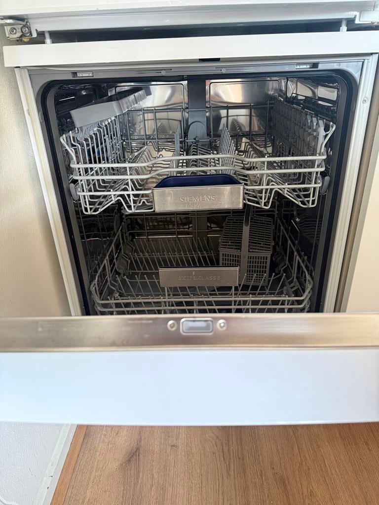 Gereviseerd Siemens vaatwasser IQ300 Smart, met wifi 85x60cm, Witgoed en Apparatuur, Vaatwasmachines, Zo goed als nieuw, Minder dan 85 cm