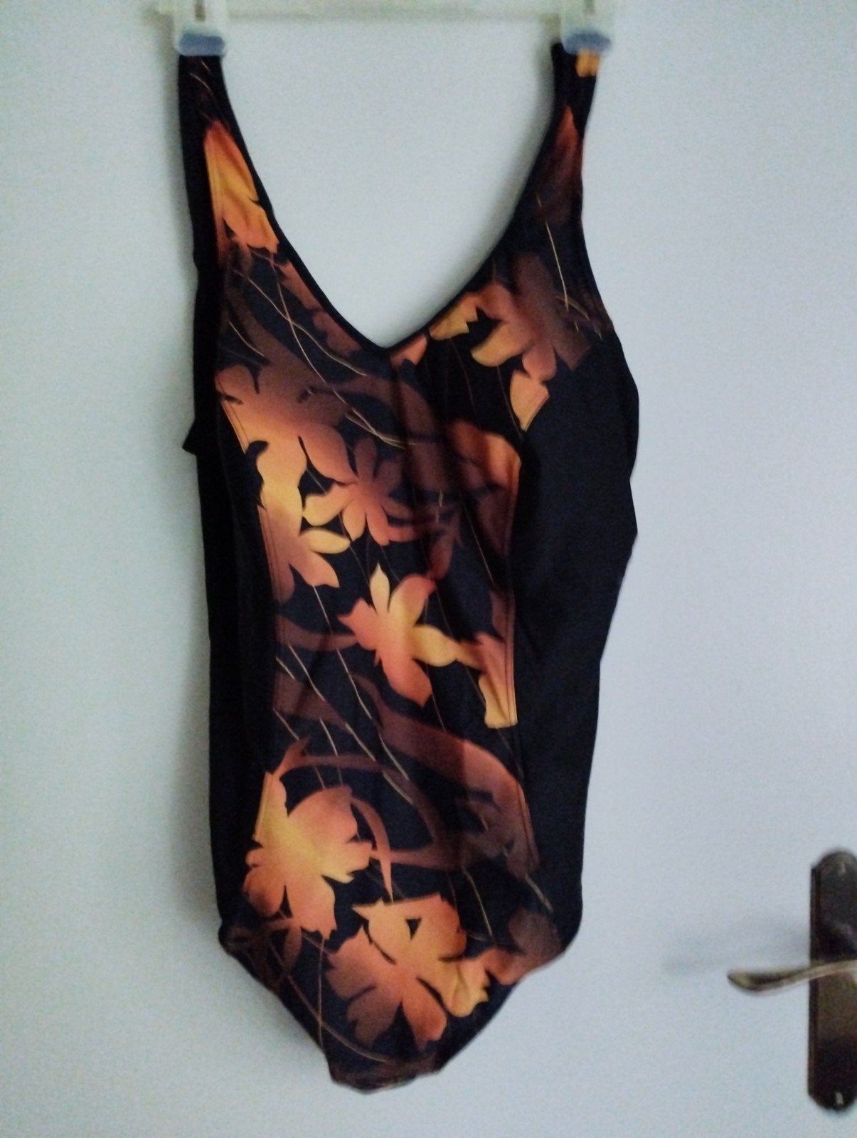 Nieuw badpak maat 56 met dubbele voering, Kleding | Dames, Badmode en Zwemkleding, Ophalen of Verzenden, Nieuw, Overige kleuren