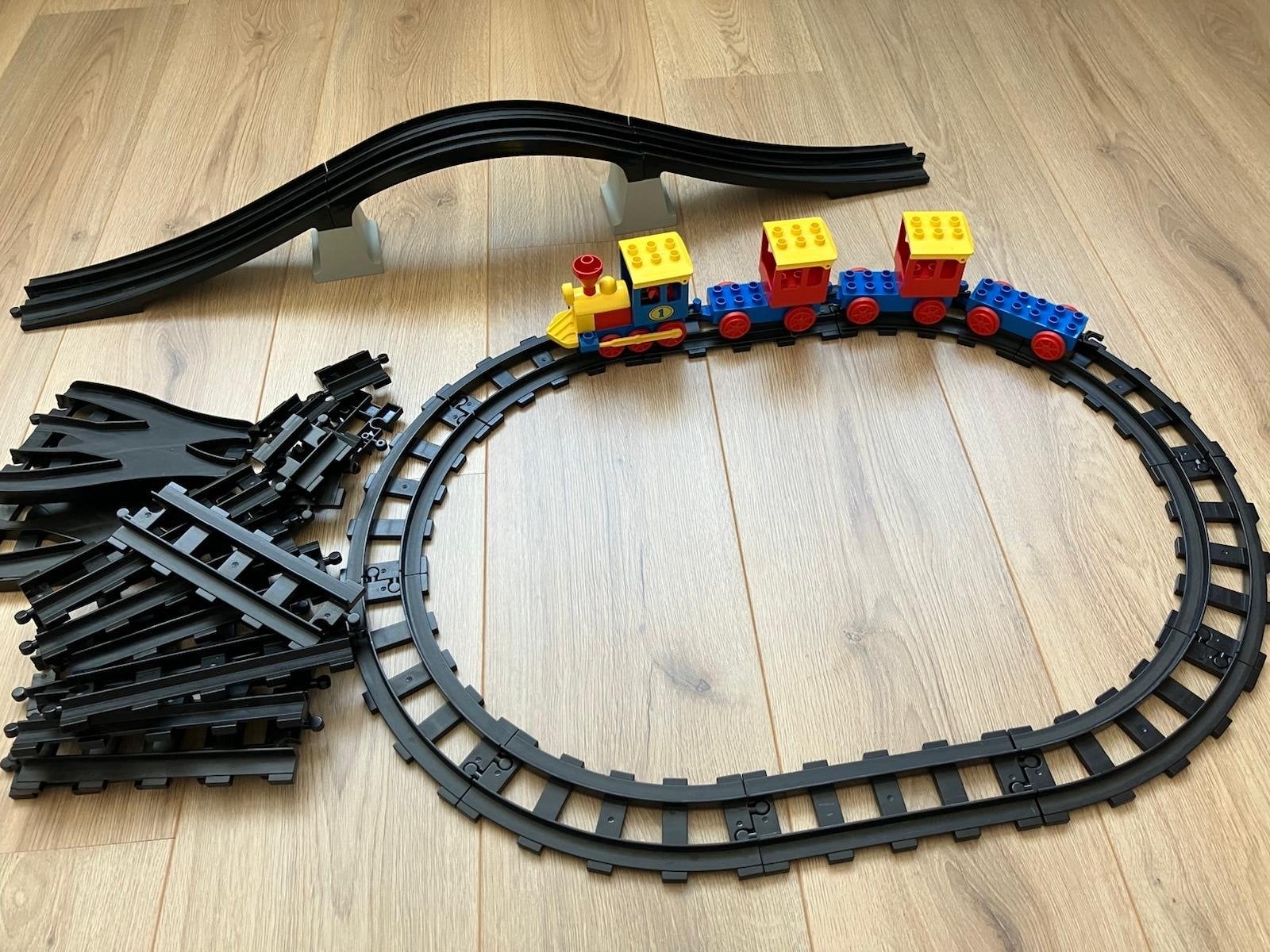 Lego Duplo Treinset met brug en extra rails