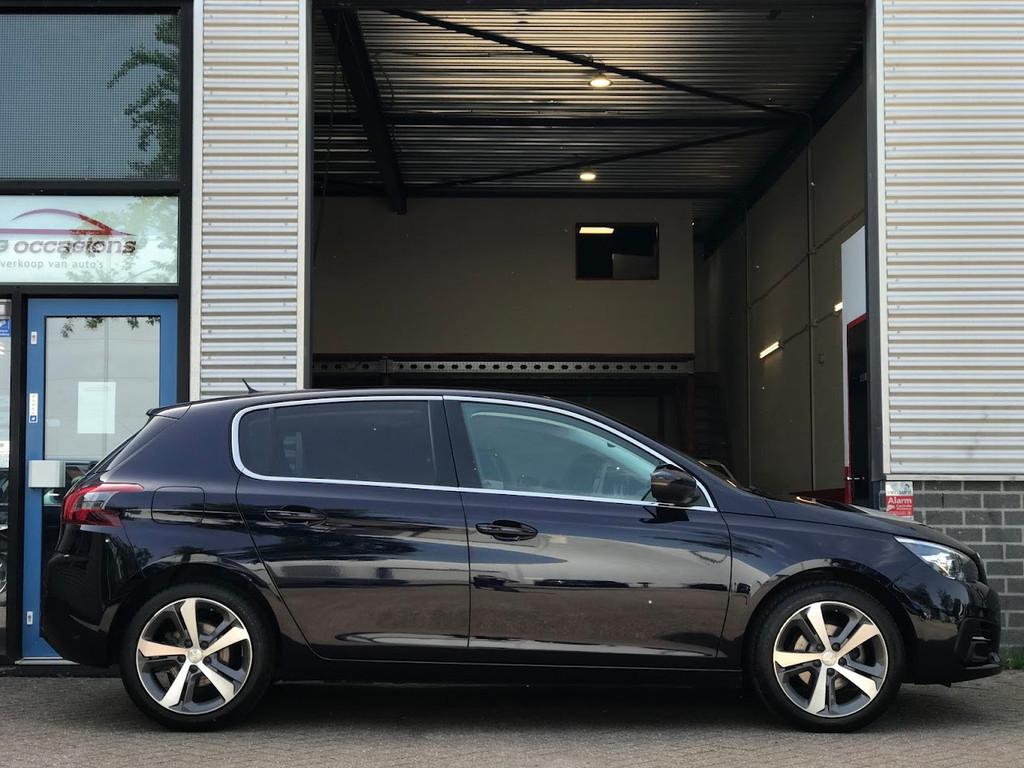 Peugeot 308 1.2 PureTech Blue Lease Premium|Carplay|Navi|Pan, Gebruikt, Euro 6, 1199 cc, 1064 kg