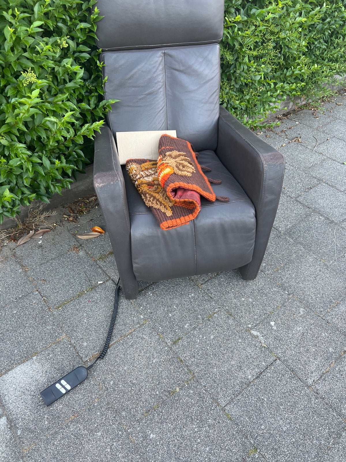 Comfortabele elektrische relaxstoel, bruin leer, Gebruikt, Bruin, Leer, Ophalen of Verzenden