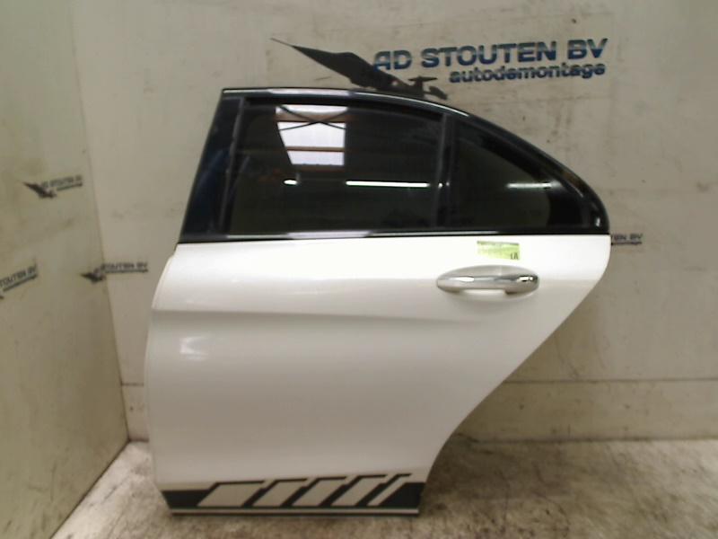 Portier Links Achter Mercedes-Benz C (W205) 2015, Gebruikt, Mercedes-Benz AG, Mercedes-Benz, Mercedesstraße 120, Stuttgart 70372, , Duitsland