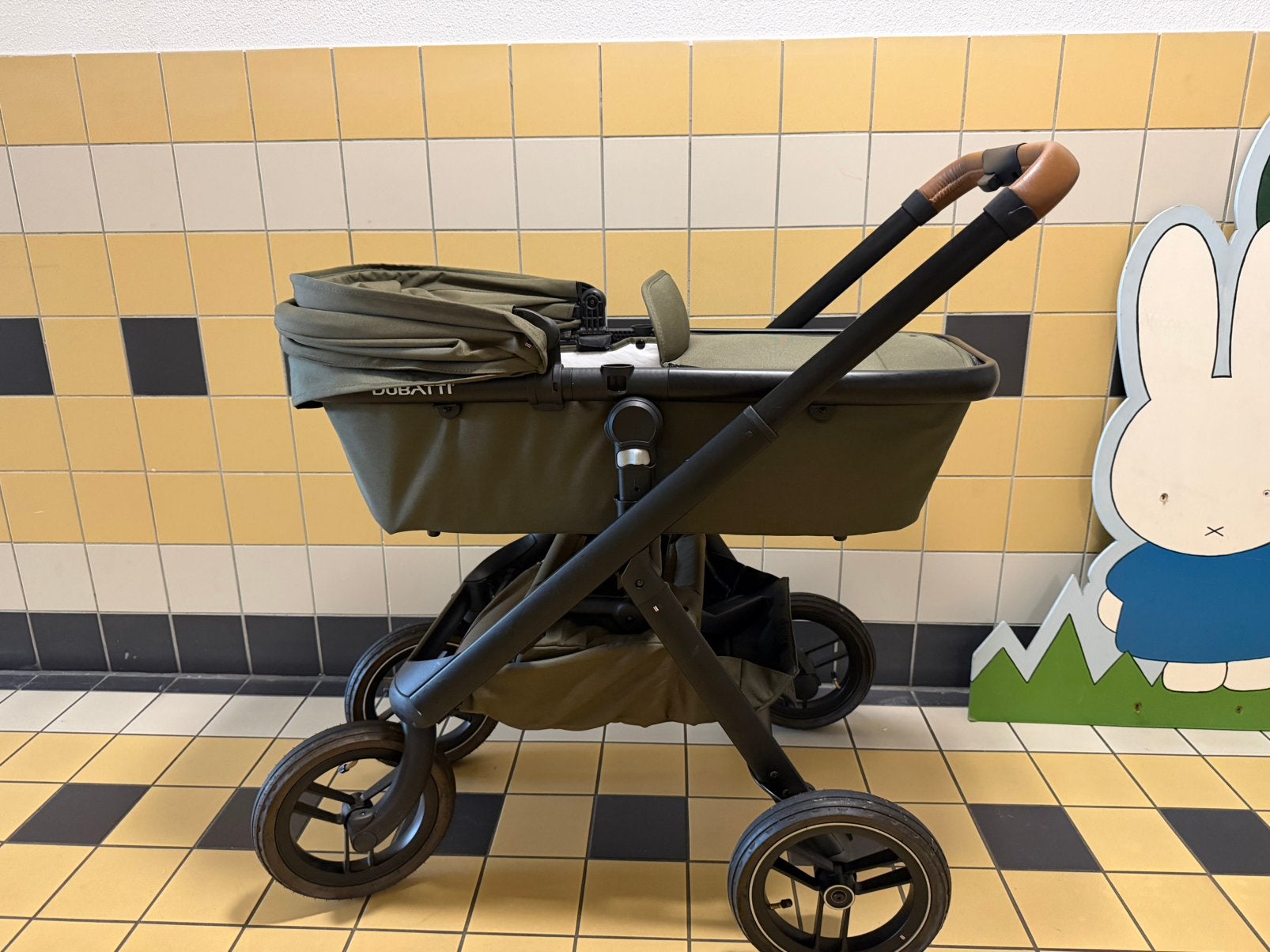 Dubatti kinderwagen, Kinderen en Baby's, Kinderwagens en Combinaties, Gebruikt, Verstelbare duwstang, Ophalen, Kinderwagen