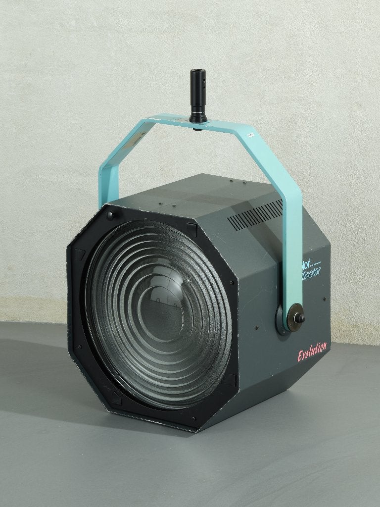 Broncolor Pulso Flooter fresnel spot incl. spigot, Ophalen, Gebruikt, Lamp of Flitsset