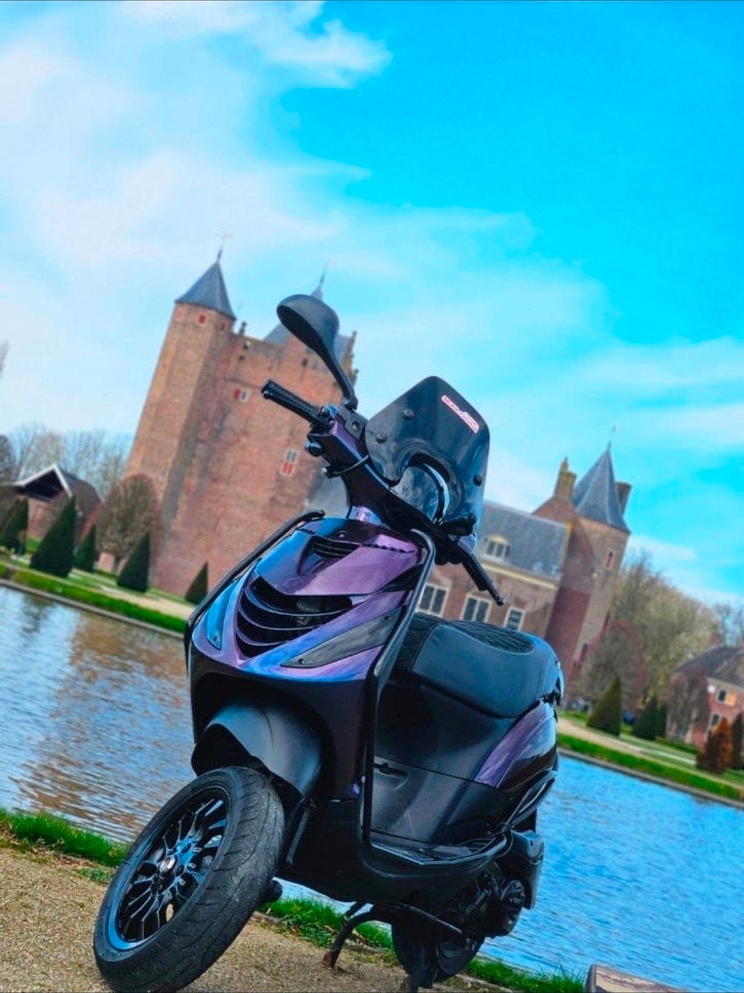ZIP 4T, Fietsen en Brommers, Scooters | Piaggio, Zo goed als nieuw, Zip, Maximaal 45 km/u, Benzine, Ophalen of Verzenden