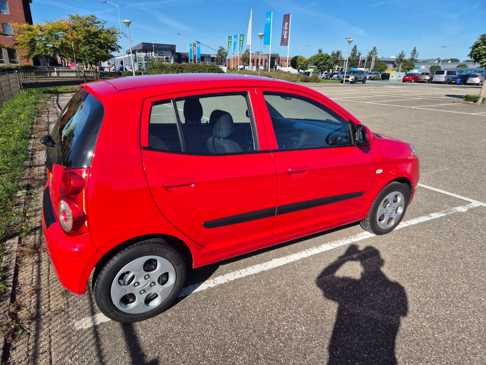 Foto 3 van Kia Picanto 1.0 2010 Rood