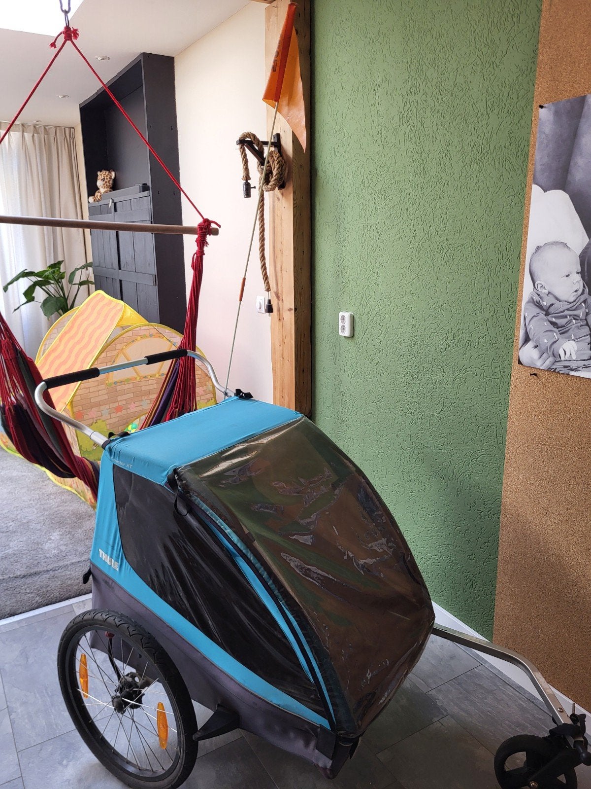 Thule Coaster XT fietskar, Fietsen en Brommers, Fietsaccessoires | Aanhangers en Karren, Gebruikt, Kinderkar, Ophalen