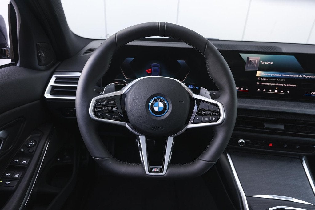 BMW 3 Serie 330e M Sport Automaat / Schuif-kanteldak/ Trekha, Auto's, BMW, 1998 cc, Achterwielaandrijving, 4 cilinders, Met garantie (alle)