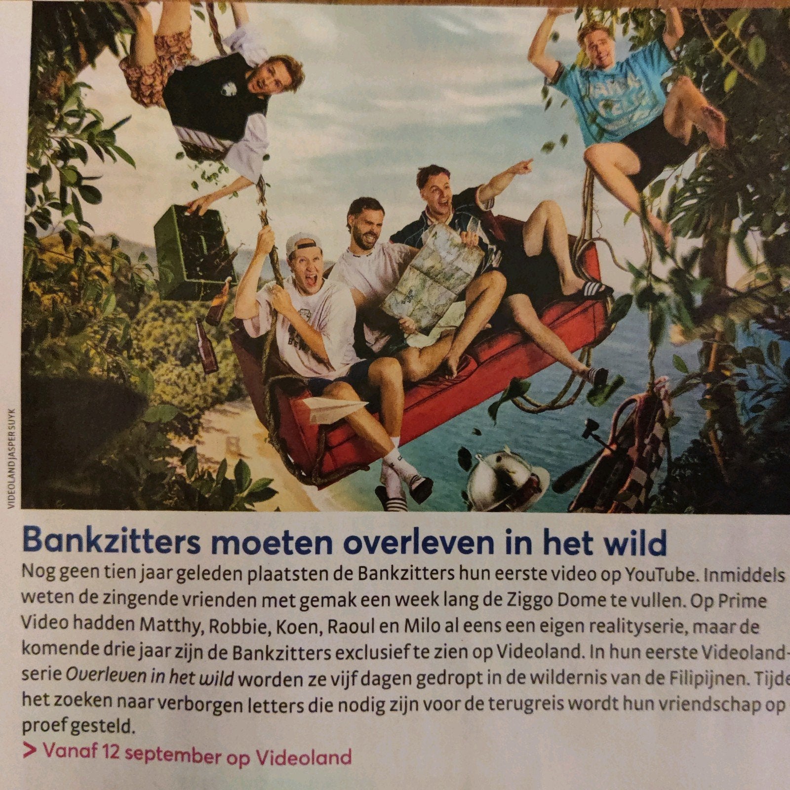Bankzitters op Videoland met serie Overleven in het wild, Ophalen of Verzenden, 1980 tot heden, Nederland, Knipsel(s)