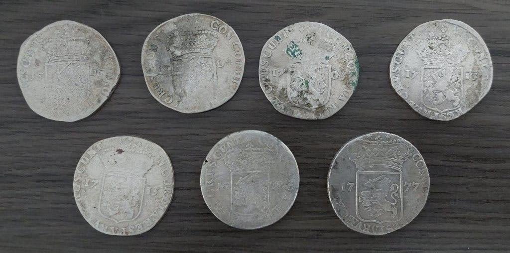 7 verschillende zilveren dukaten Zeeland 1696/1777, Postzegels en Munten, Ophalen of Verzenden, Vóór koninkrijk, Overige waardes