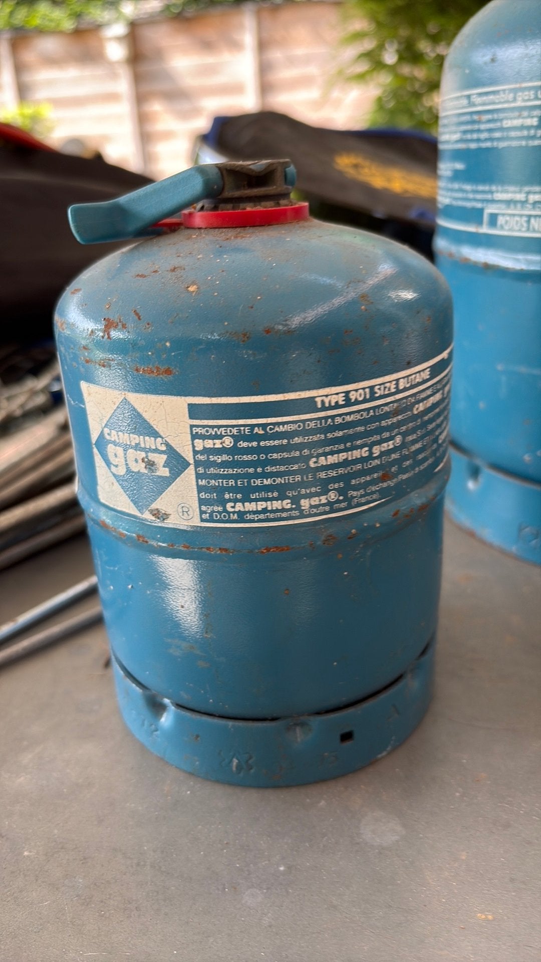 Kleine tank campinggaz leeg, Ophalen, Gebruikt