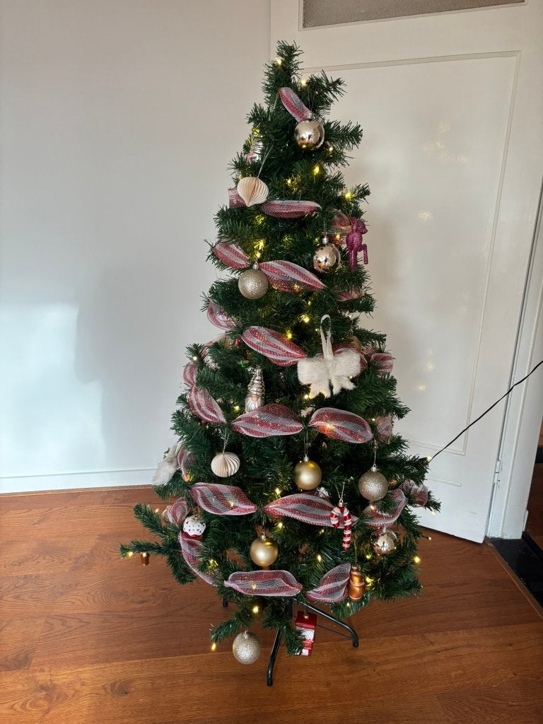 Kerstboom incl lichtjes (1,45 m hoog), Diversen, Kerst, Ophalen, Zo goed als nieuw