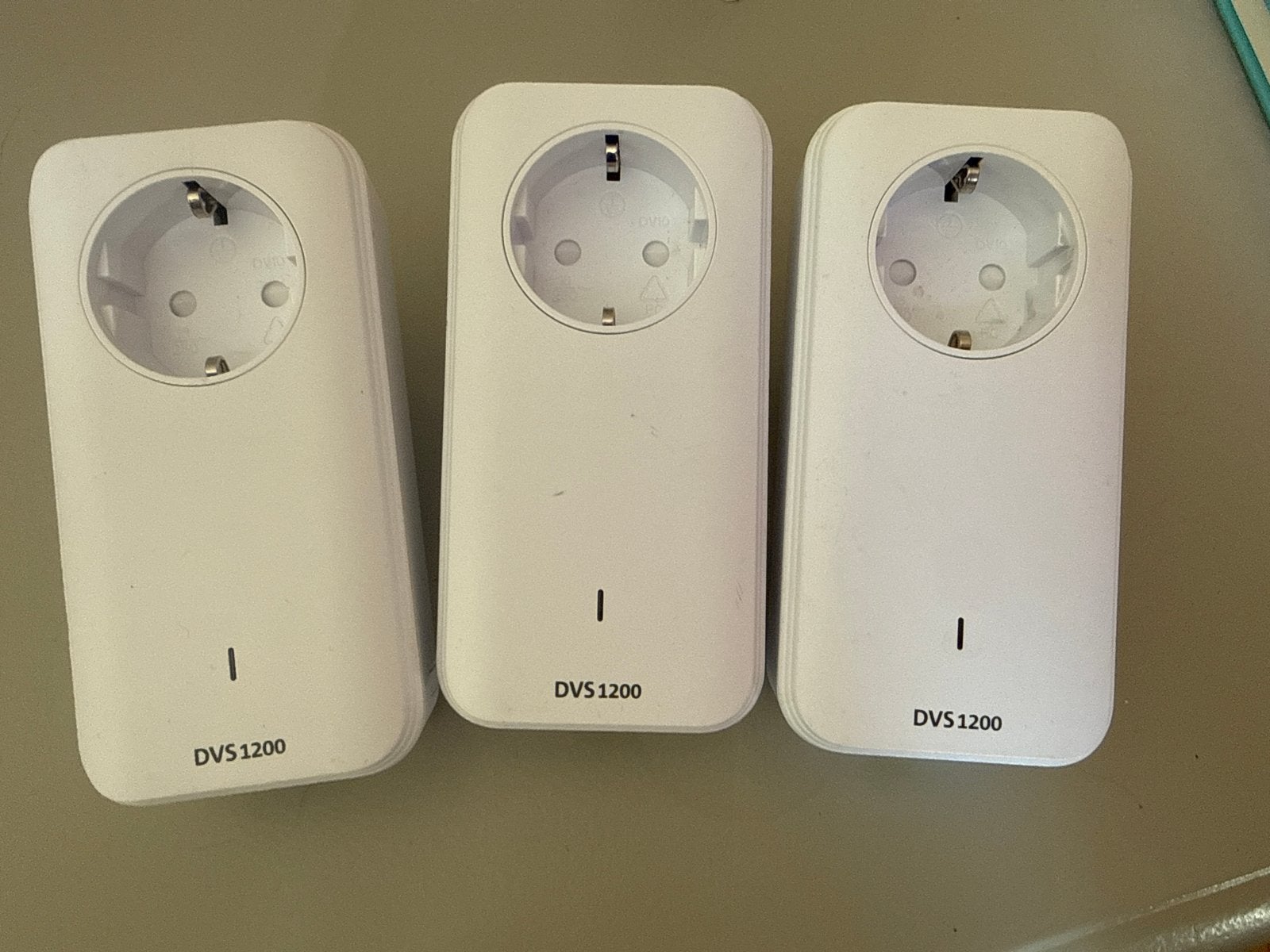 3x DVS 1200 Powerline Adapters - Zo goed als nieuw, Computers en Software, Ophalen of Verzenden, Gebruikt