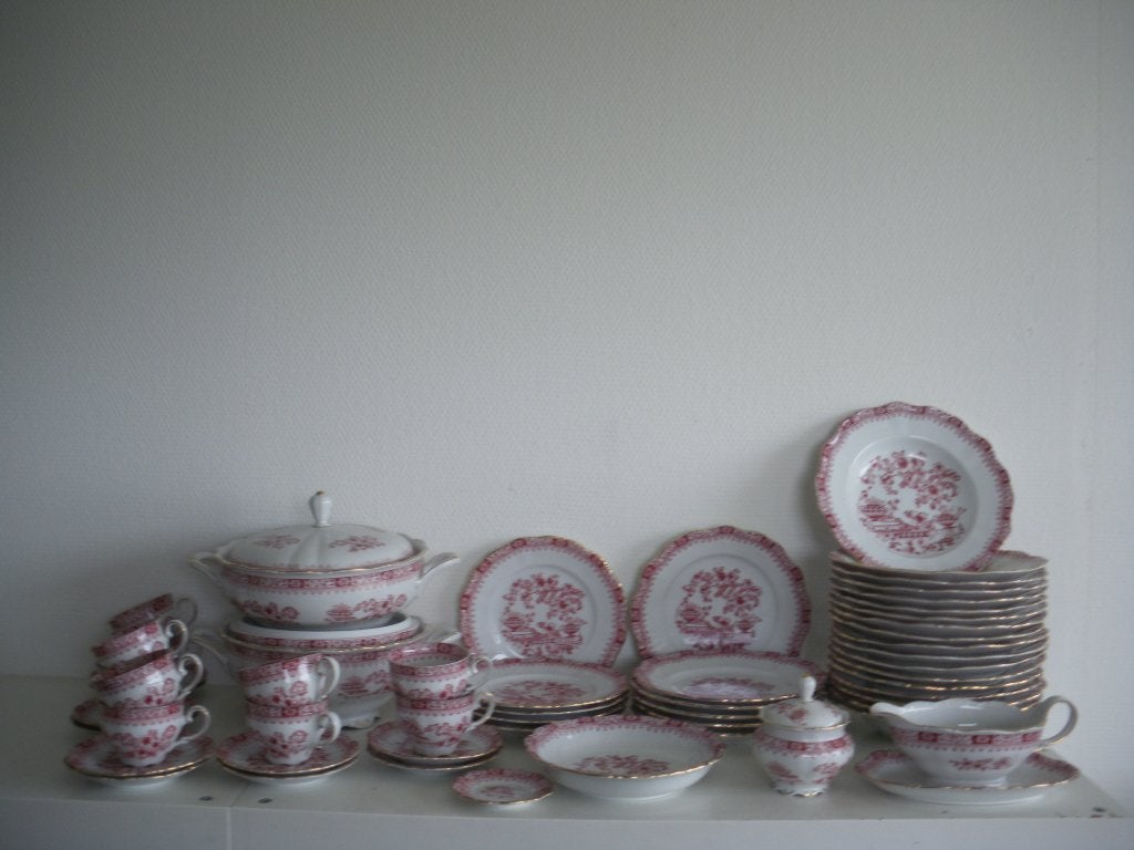 Seltmann Weiden Theresia Rood servies, Ophalen of Verzenden, Zo goed als nieuw, Bord(en), Wedgwood