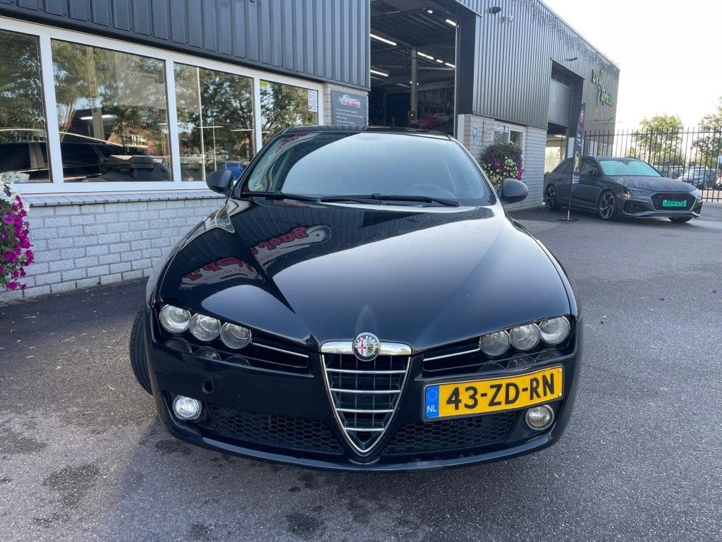 Alfa romeo 159 1.8 MPI BUSINESS Navi - Cruise - Airco - Trek, Auto's, Alfa Romeo, 4 cilinders, 1796 cc, Zwart, Origineel Nederlands