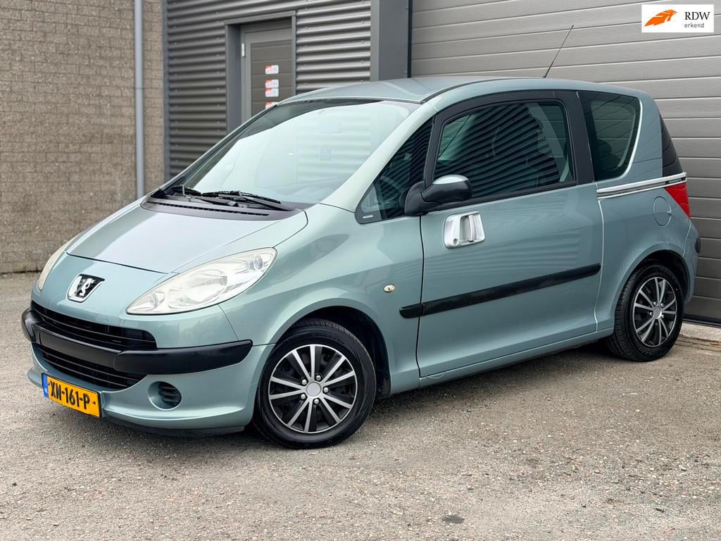 Peugeot 1007 1.4 Gentry, Auto's, Peugeot, Voorwielaandrijving, Electronic Stability Program (ESP), 15 km/l, 4 cilinders