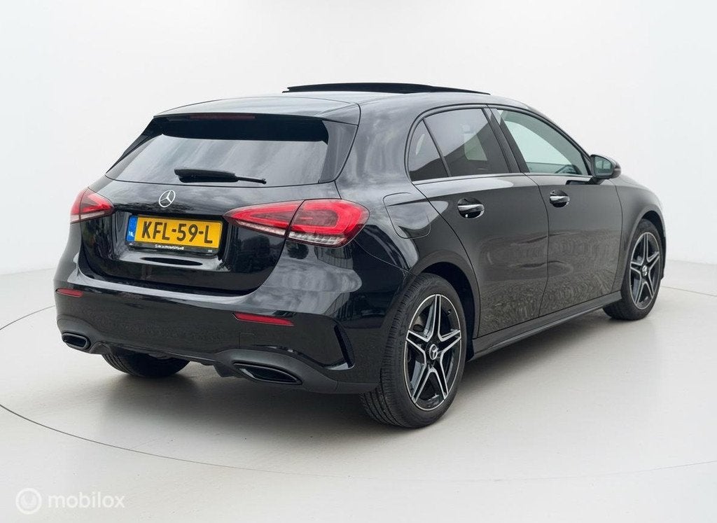 Mercedes A-klasse 250 e Business Solution AMG Limited PANO|S, Auto's, Mercedes-Benz, Gebruikt, 4 cilinders, Zwart, 218 pk