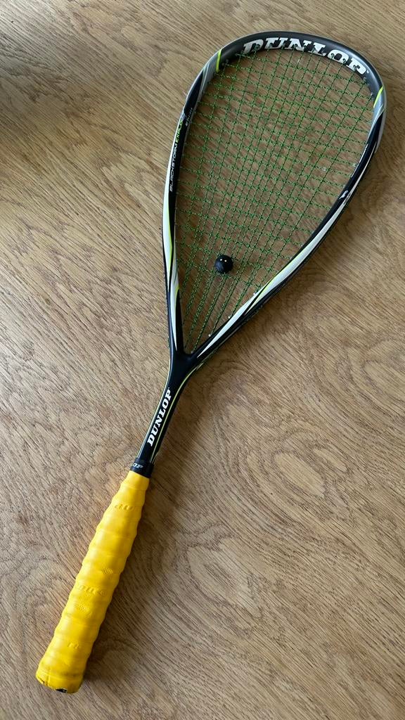 Squash racket Dunlop blackstorm powermax, Sport en Fitness, Squash, Ophalen of Verzenden, Gebruikt, Racket, Met hoes