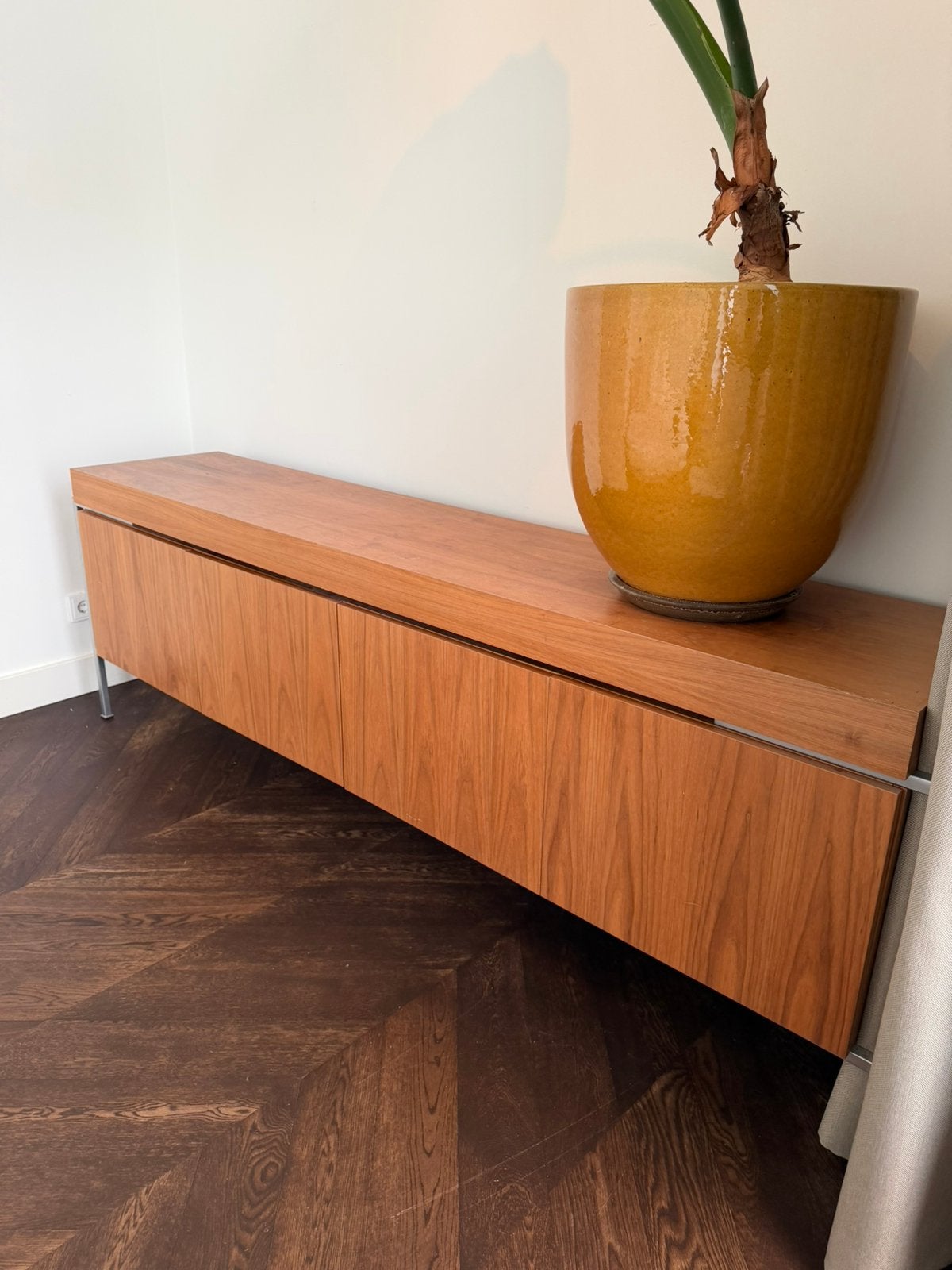 Design Dressoir / Lowboard, Ophalen, Zo goed als nieuw, 25 tot 50 cm, 150 tot 200 cm