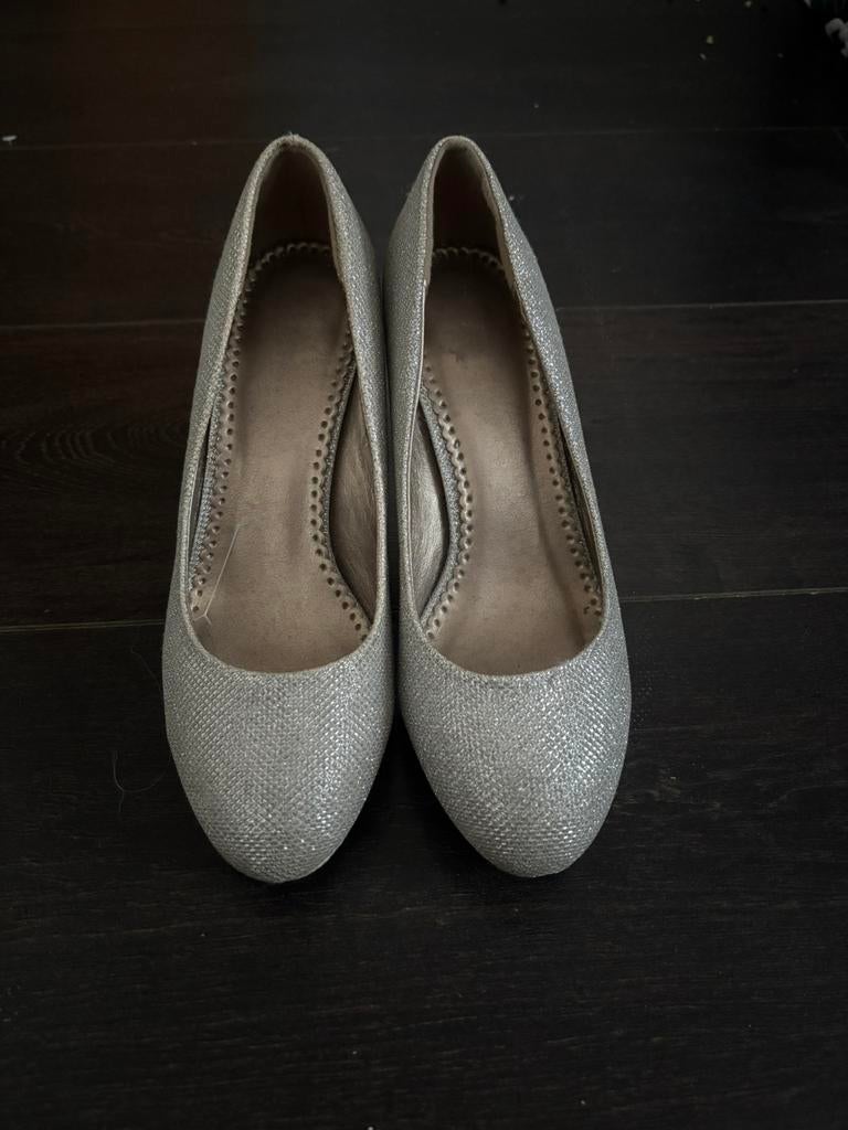 Hakken te koop maat 37, Ophalen, Schoenen met lage hakken, Grijs, Gedragen