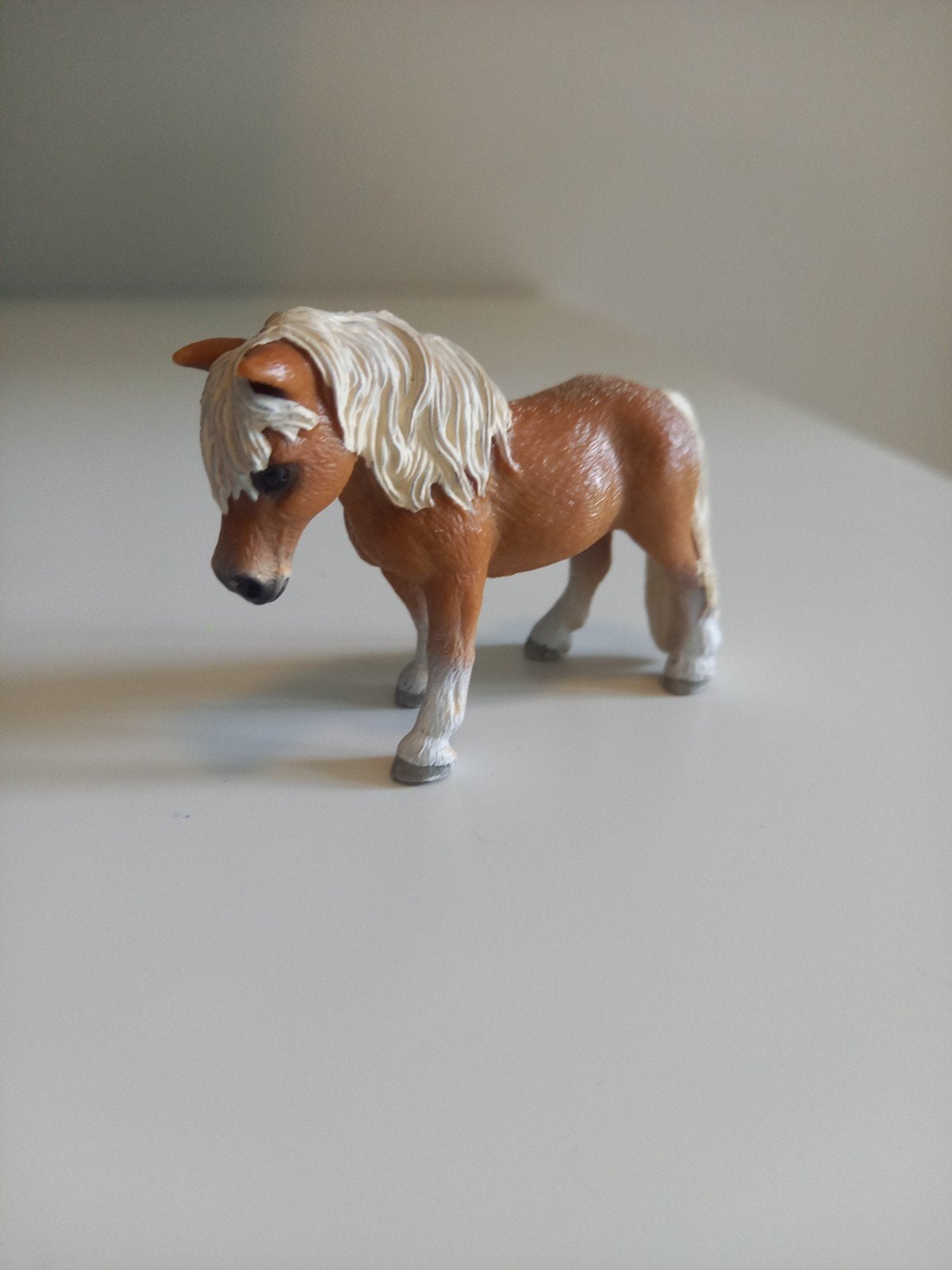 Schleich mini paard, Verzamelen, Ophalen of Verzenden, Zo goed als nieuw, Paard, Beeldje of Figuurtje