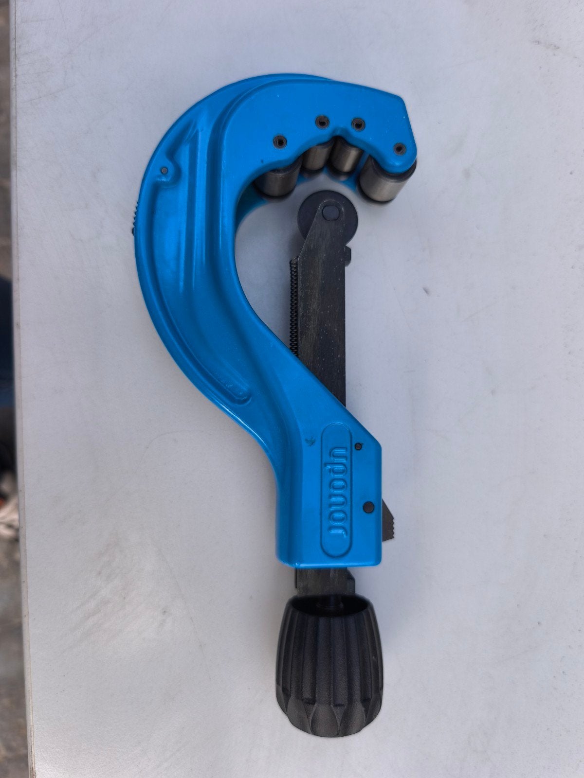 Uponor pijpsnijder Nieuw, Doe-het-zelf en Verbouw, Ophalen of Verzenden, Gebruikt, Snijgereedschap, Overige merken