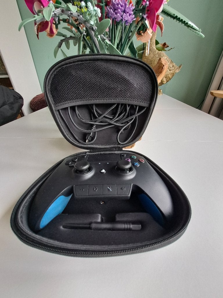 Razer Raiju, Spelcomputers en Games, Spelcomputers | Sony PlayStation Consoles | Accessoires, Ophalen of Verzenden, Zo goed als nieuw