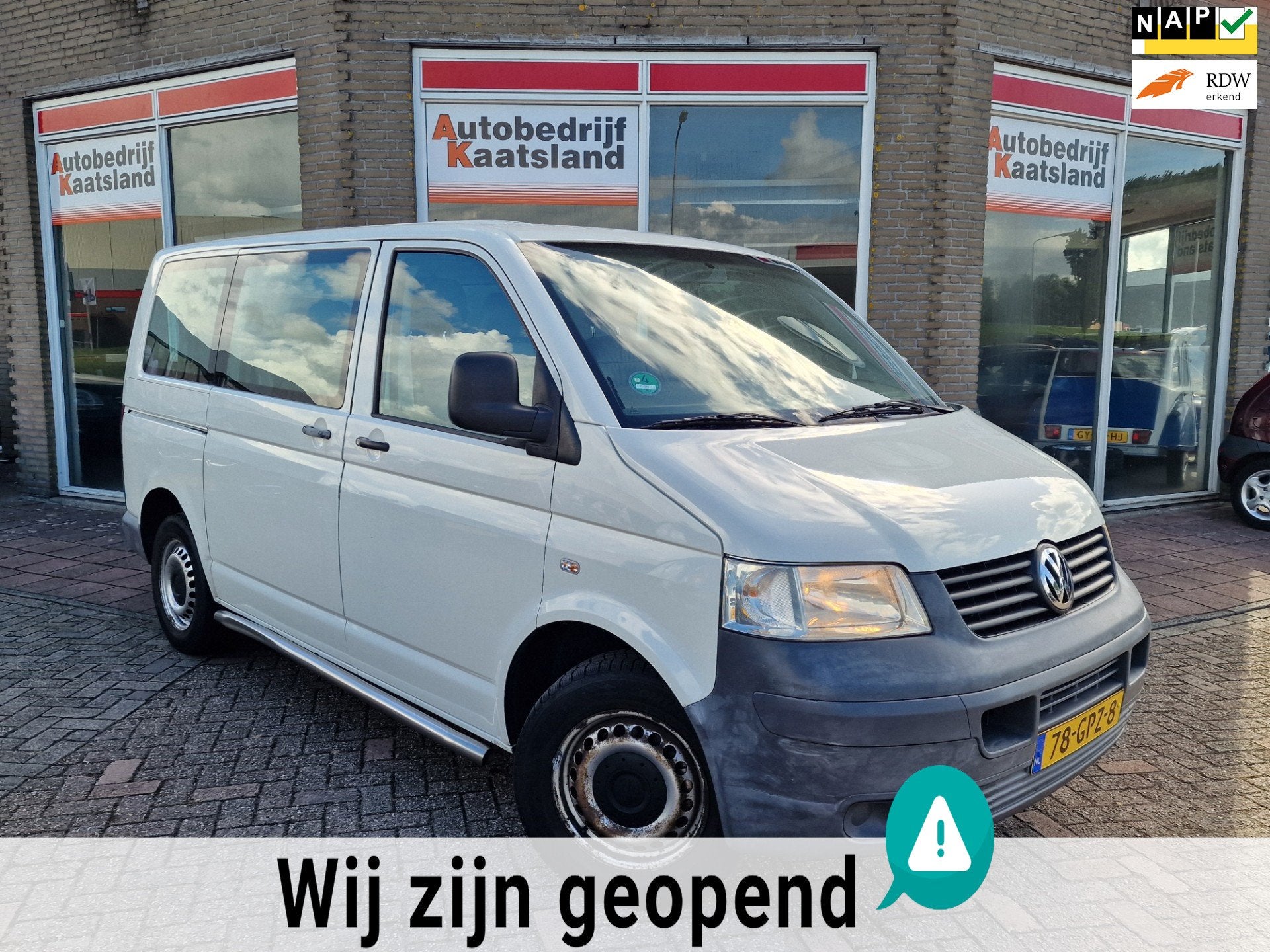 Volkswagen Transporter Kombi 1.9 TDI 300 Baseline 9 PERSOONS, Stof, Gebruikt, Zwart, Wit