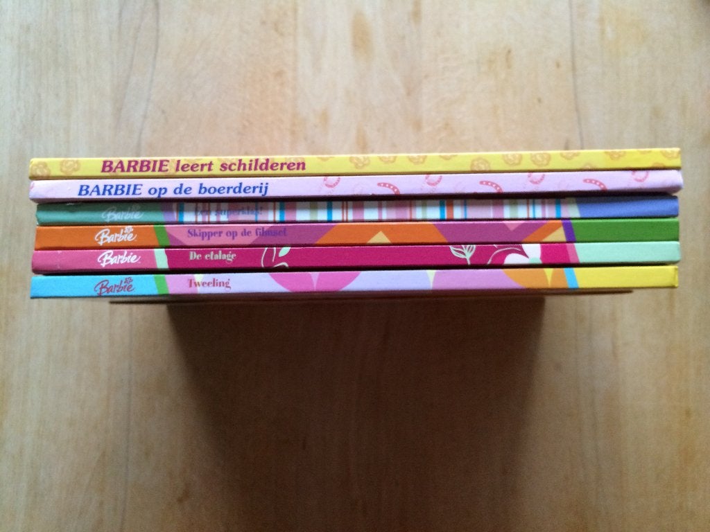 6 Barbie Boekenclub boeken, Fictie algemeen, Zo goed als nieuw, Barbie, Ophalen of Verzenden