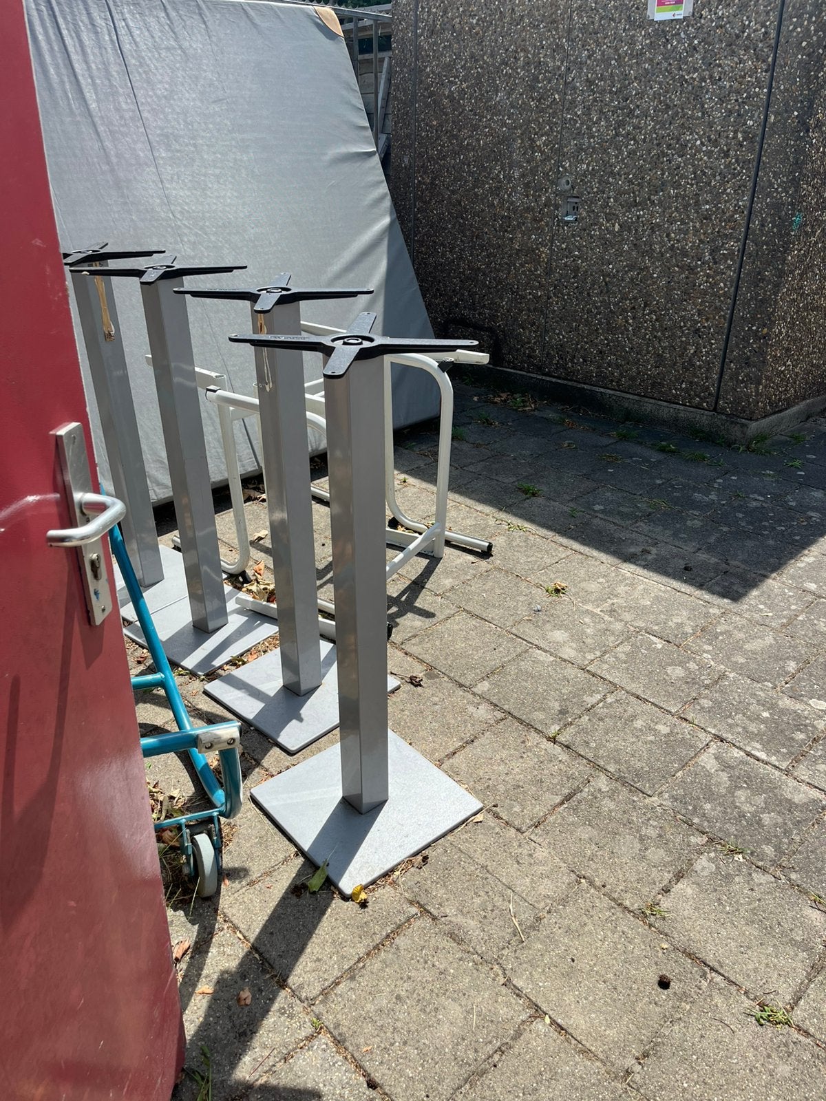 6 x Pedrali ijzeren onderstel, hoogte 110cm!!, Doe-het-zelf en Verbouw, Metalen, Ophalen, Zo goed als nieuw