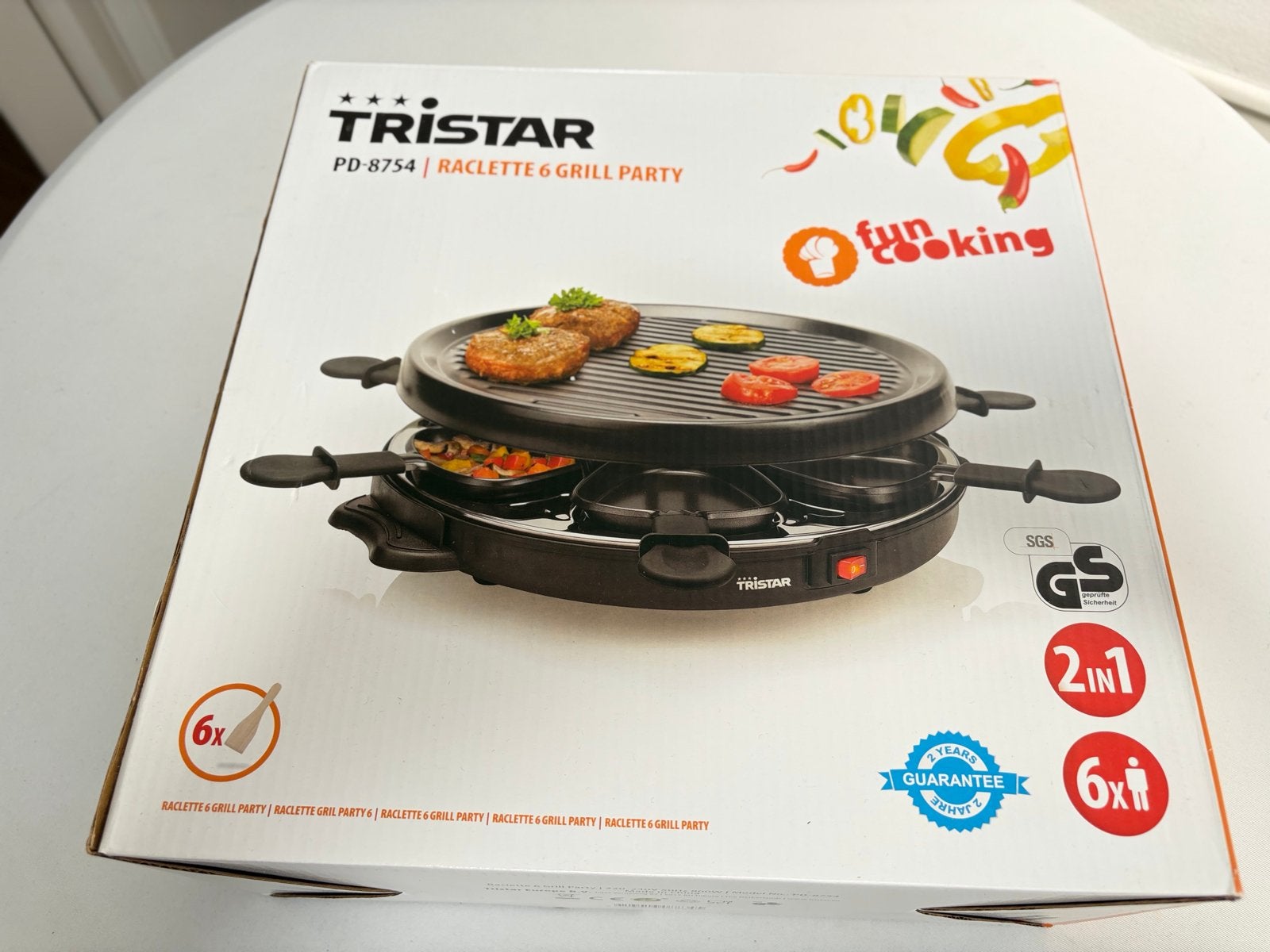 Tristar PD-8754 Raclette 6 Grill Party - Nieuw in doos, Ophalen of Verzenden, Nieuw, 4 t/m 7 personen