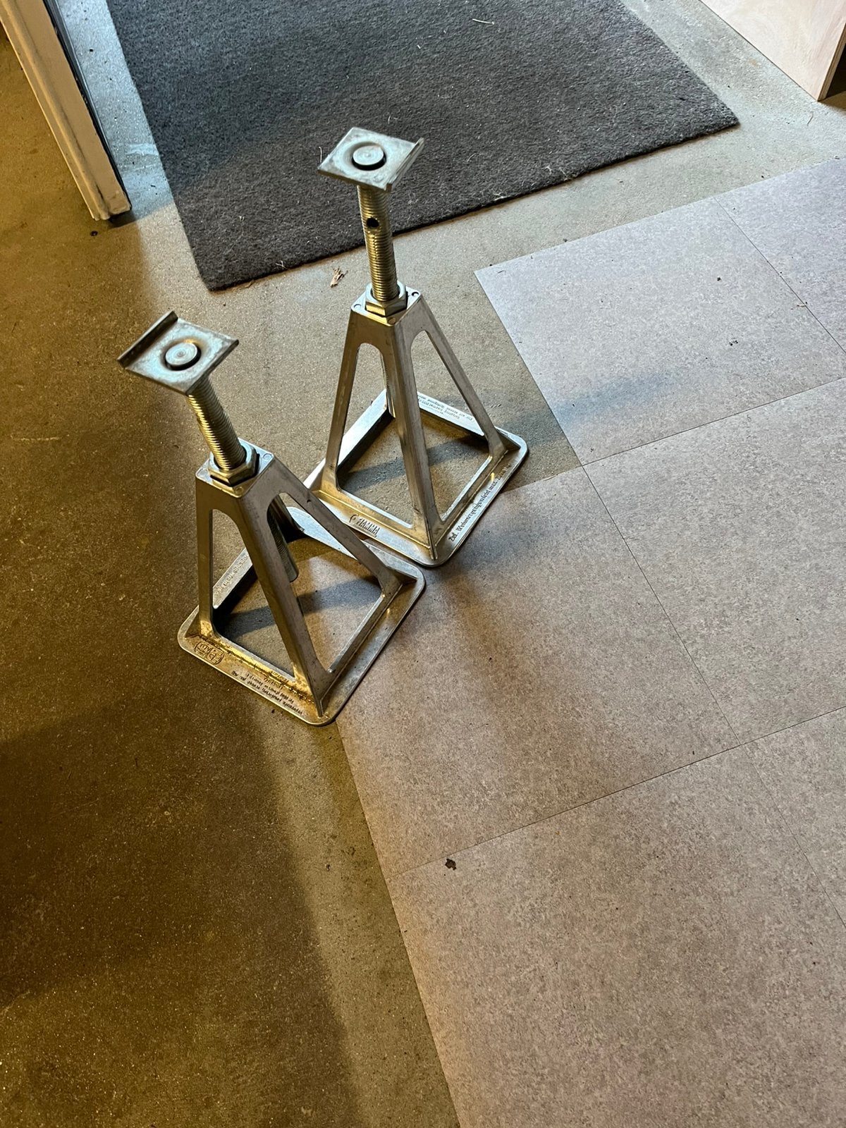 Aluminium steunen, Caravans en Kamperen, Ophalen of Verzenden, Zo goed als nieuw