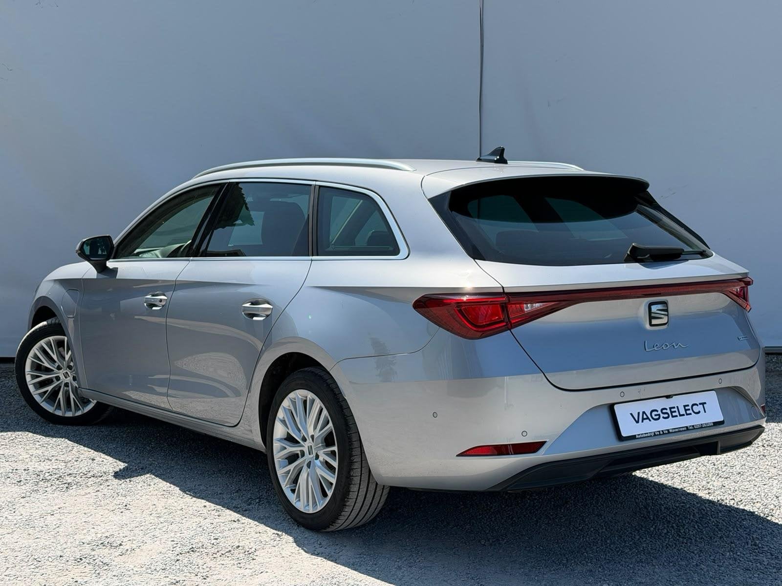 SEAT Leon Sportstourer 1.4 TSI eHybrid PHEV FR Business Inte, Auto's, Dealer onderhouden, Stof, Gebruikt, Euro 6