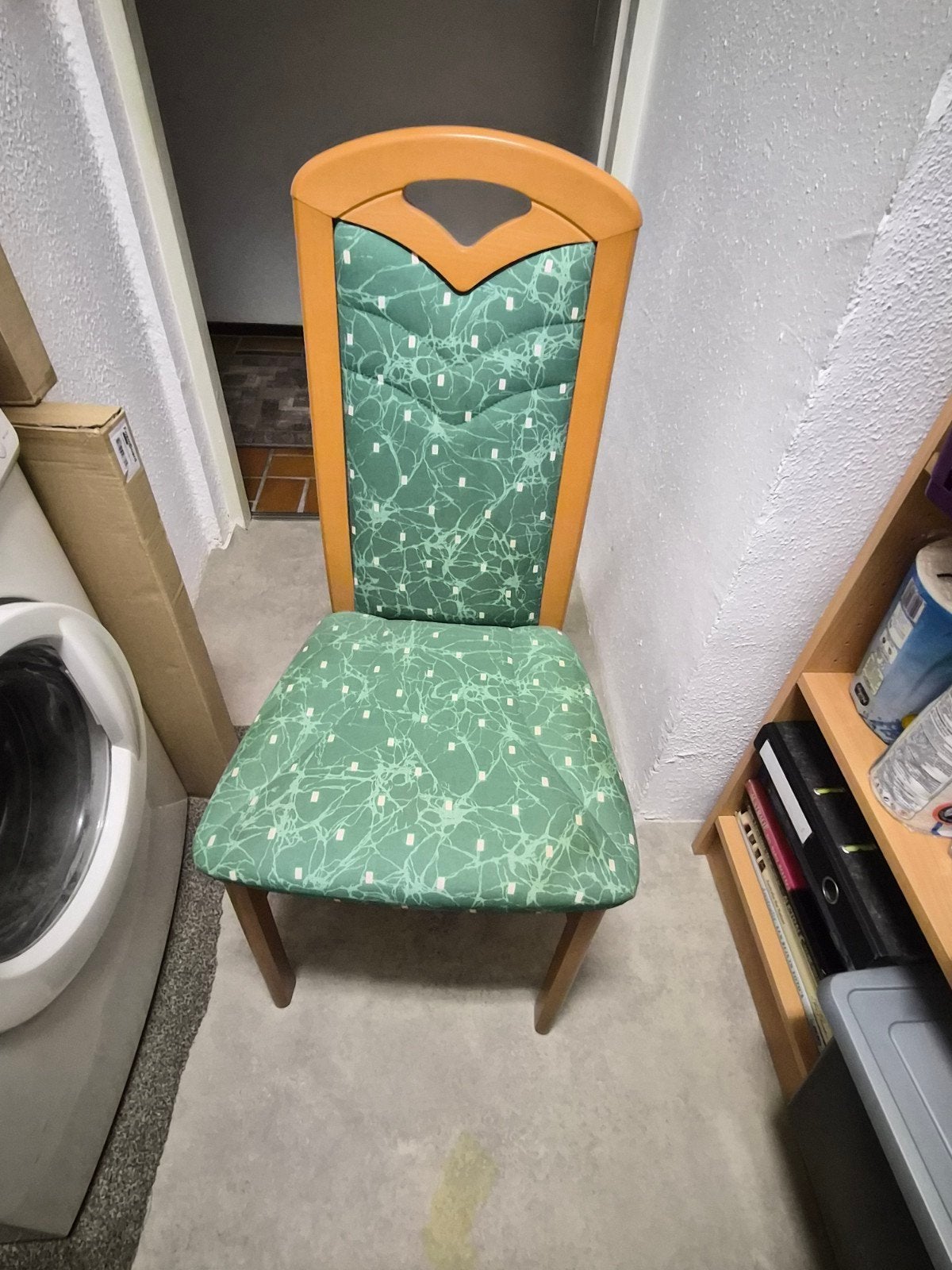 Houten stoel met groene stoffen bekleding, Ophalen, Hout, Gebruikt, Overige kleuren