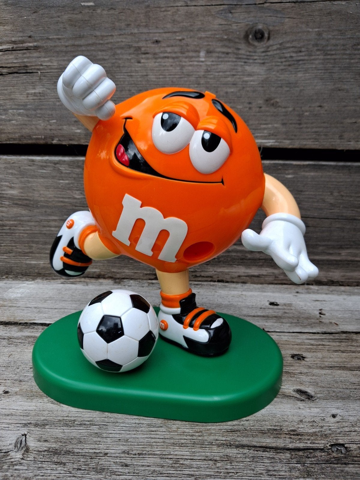 M&M's voetballer,  snoepdispencer, Ophalen of Verzenden, Zo goed als nieuw