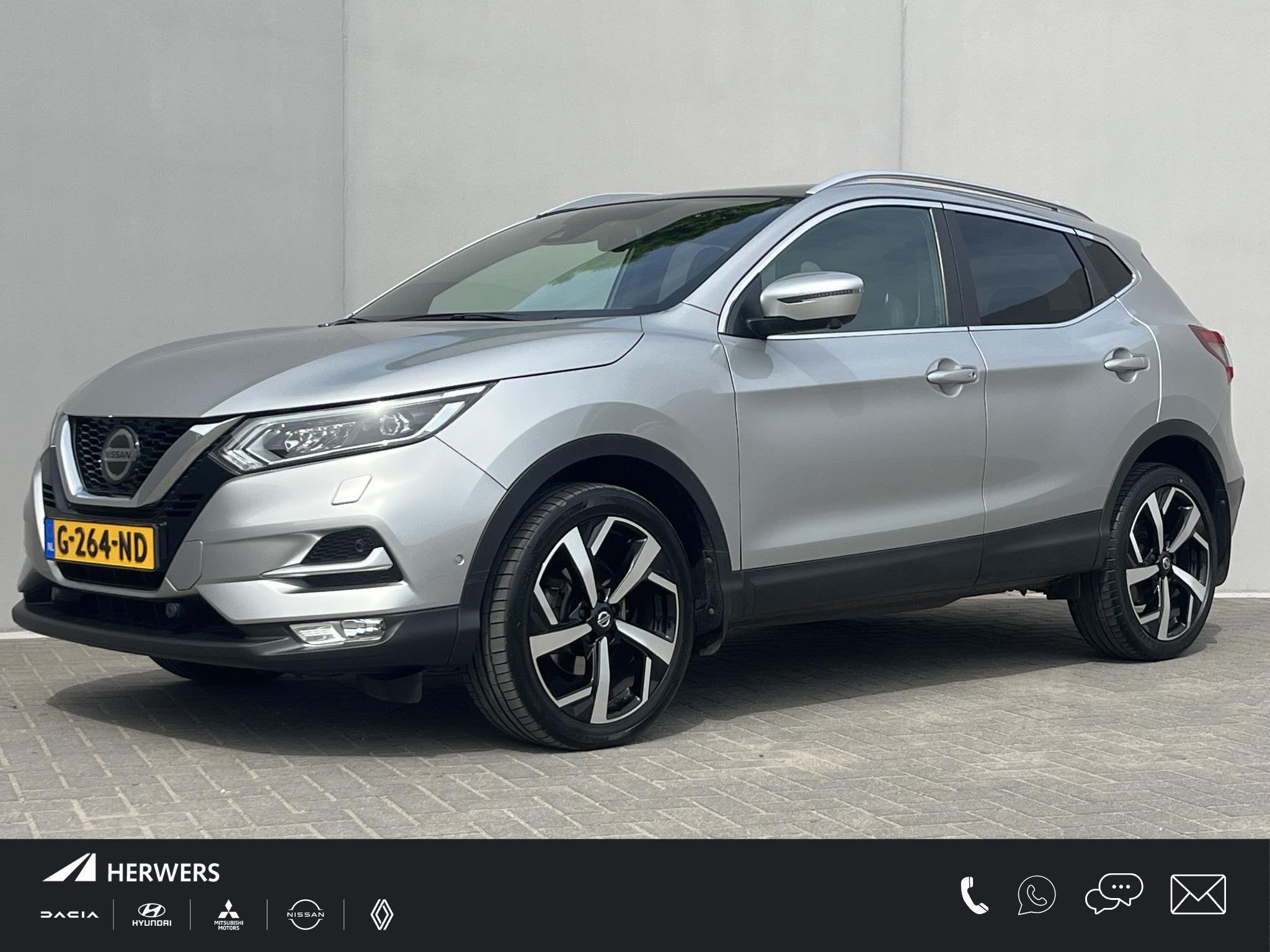 Nissan Qashqai 1.3 DIG-T Tekna + / Dealeronderhouden / Panor, Gebruikt, Euro 6, 4 cilinders, 1290 kg