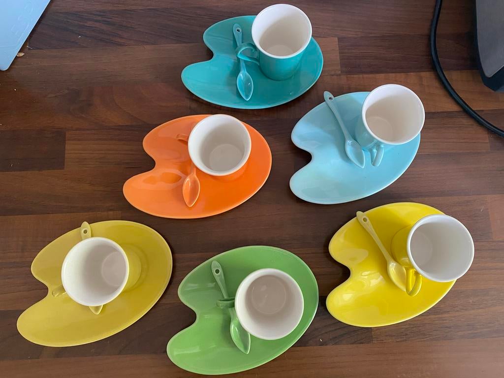 Set van 6 kleurrijke espressokopjes, Keramiek, Nieuw, Ophalen of Verzenden, Effen